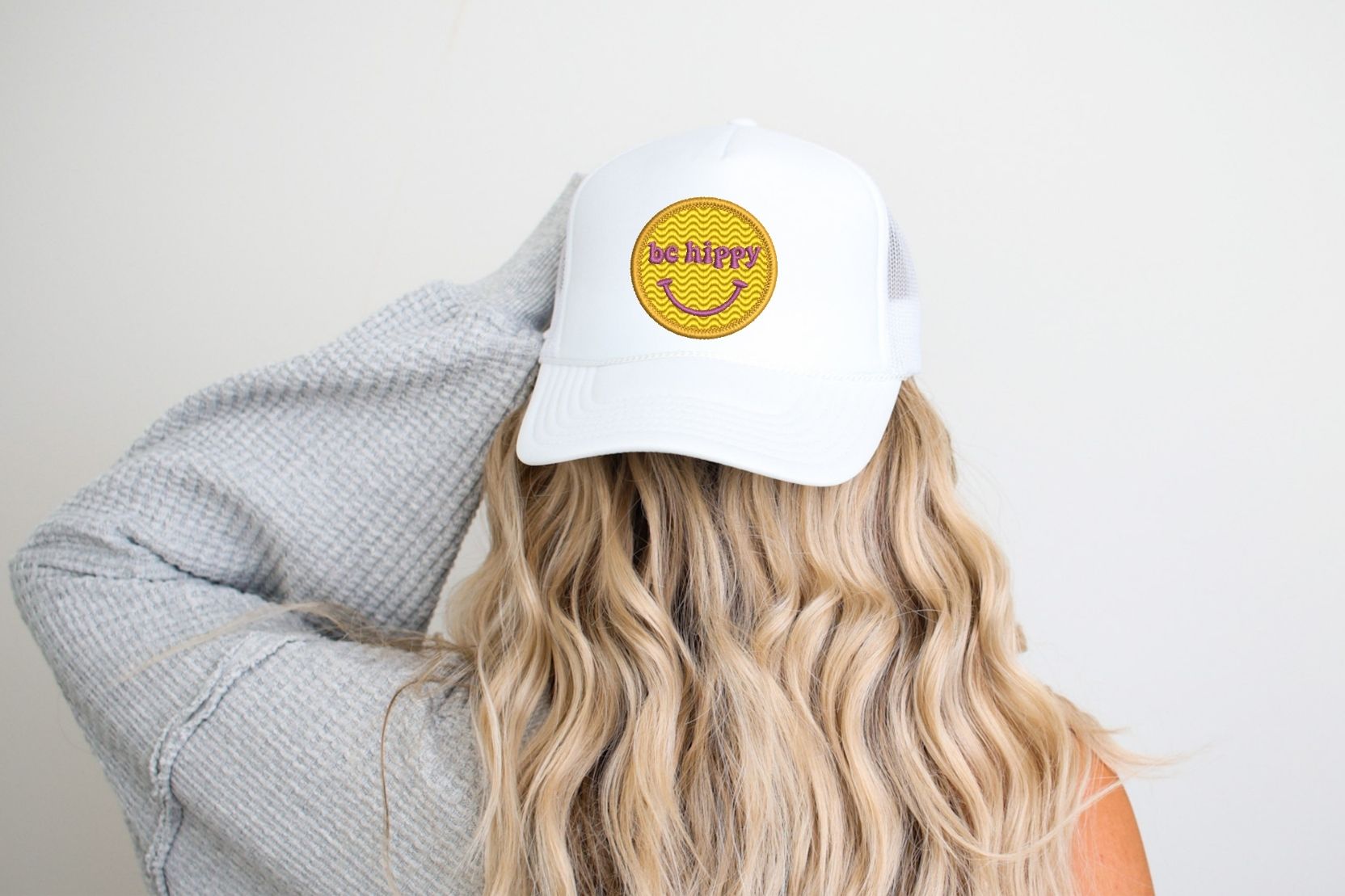 Be Hippy Smiley Face Design